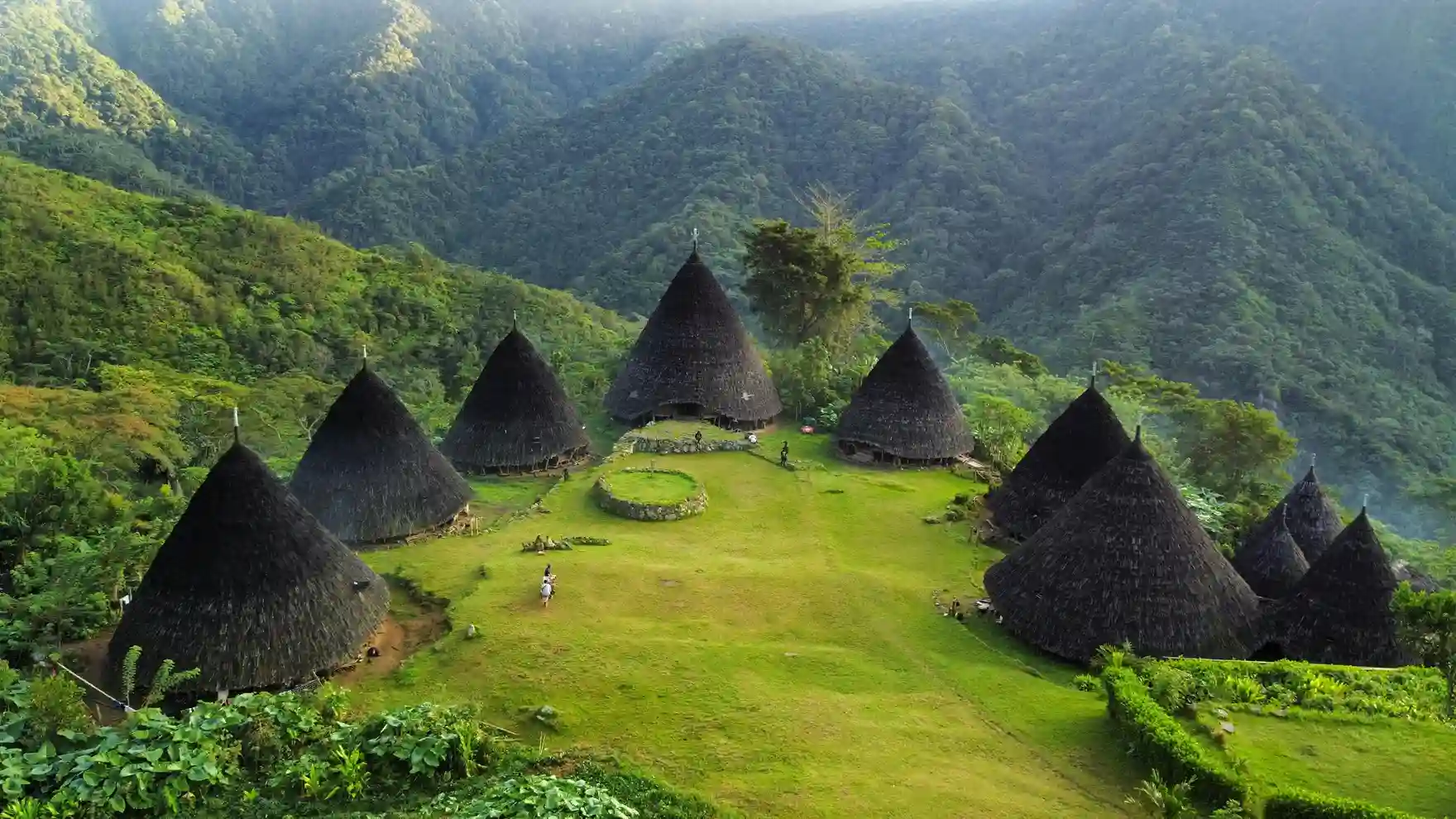 Ekowisata-di-Desa-Waerebo